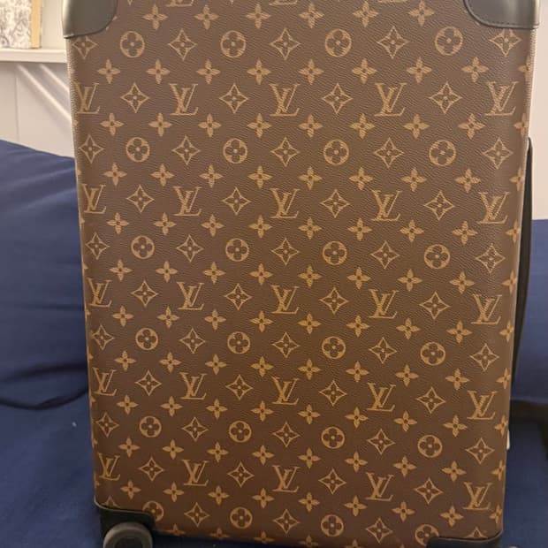 루이비통 캐리어 모노그램 블랙