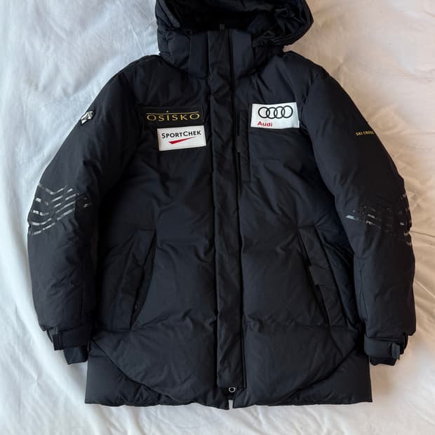 2+1) 데상트 아우디 대장급 구스다운 패딩 L-XL