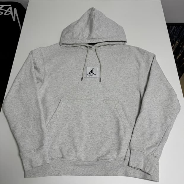 조던 에센셜 패치 오트밀 후드