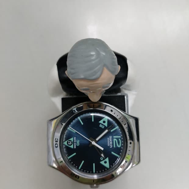 스와치 아이러니 