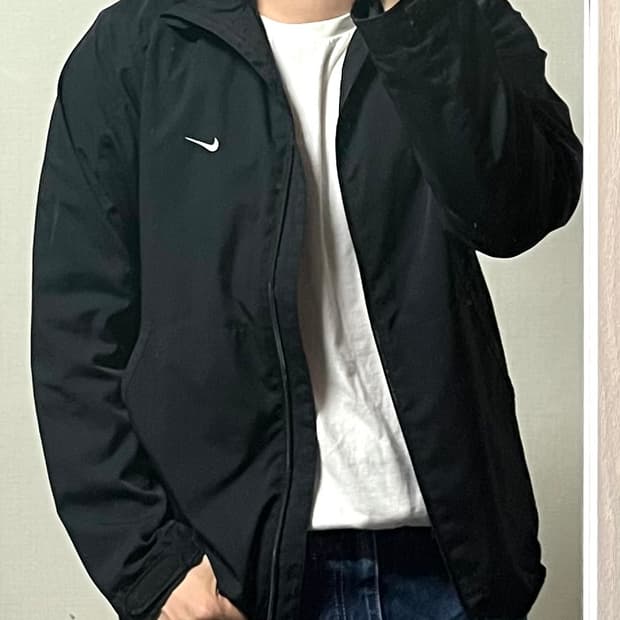 나이키 블랙 바람막이