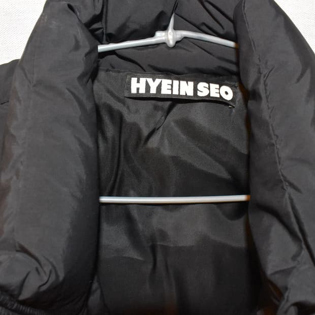 Hyein Seo 아카이브 컬렉션 퍼프베스트