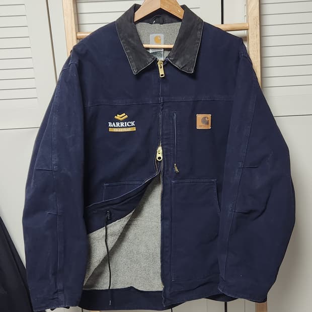 칼하트 디트로이트 딥네이비 c81 워크 자켓