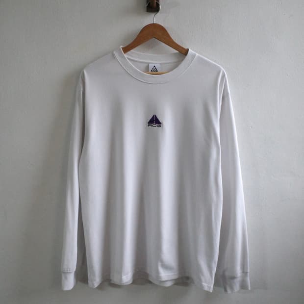 나이키 acg 롱슬리브
