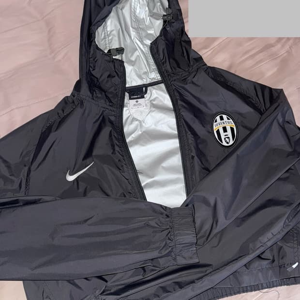 빈티지 나이키 유벤투스 스톰핏 크롭 자켓