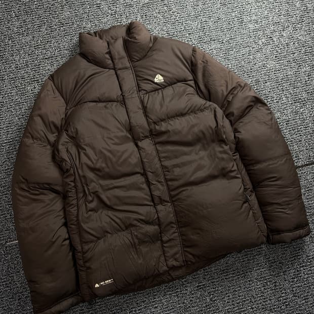 00s 나이키 acg 올드스쿨 경량 푸퍼 다운 자켓 브라운 1764