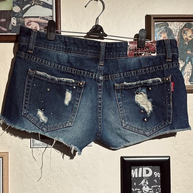 Cubic short pants