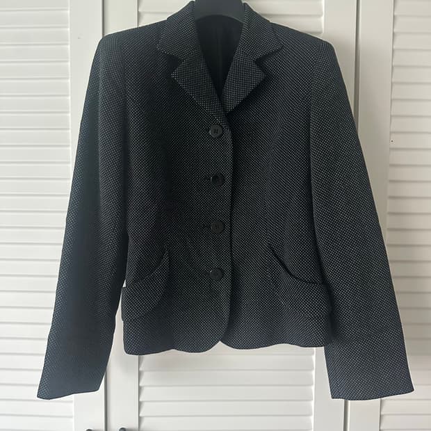 도트 블랙 자켓