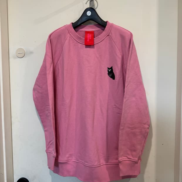 럭키슈에뜨 핑크 스웻셔츠