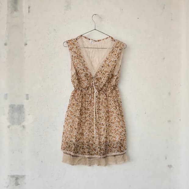 Floral Lace Sleeveless Mini Dress