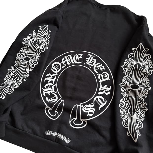 크롬하츠 홀스슈 맨투맨