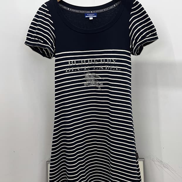 BURBERRY blue label (M)