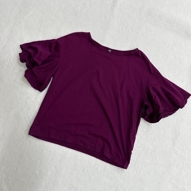 M 유니클로 플레어 소매 블라우스 0327T