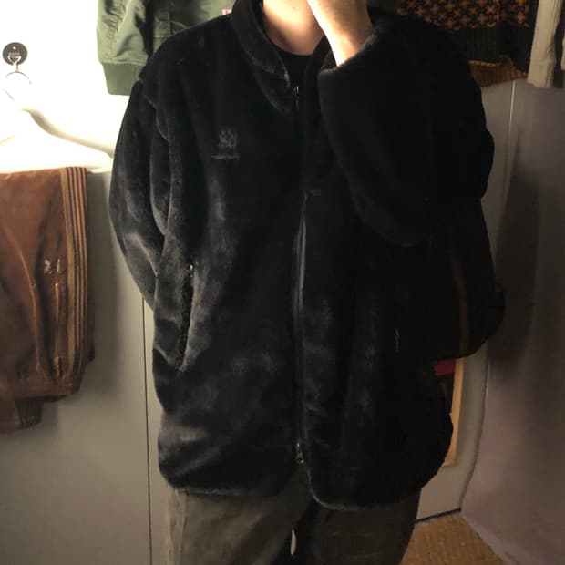 니들스 후리스