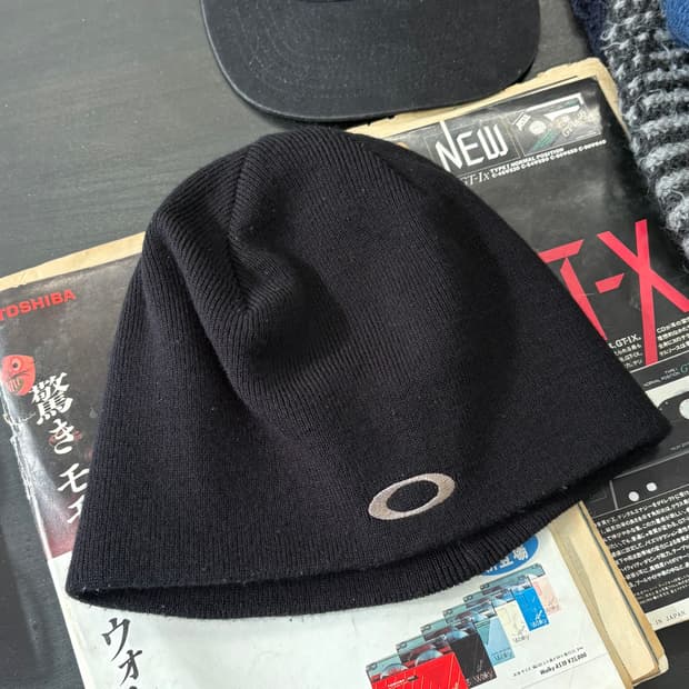 00s Oakley 센터로고 비니