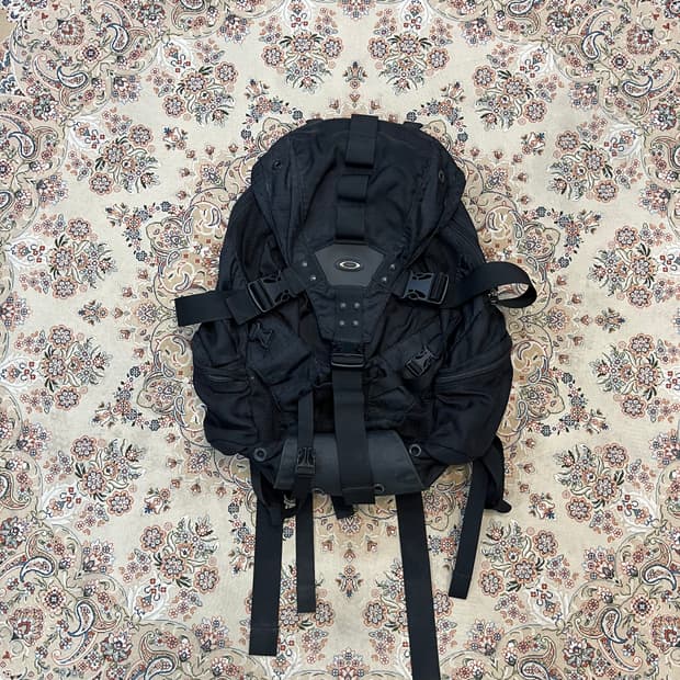 오클리 아이콘 3.0 백팩