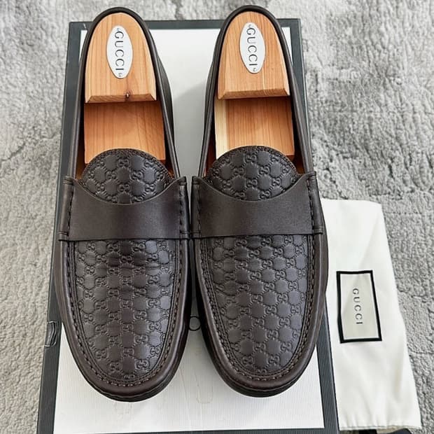 [정품] 구찌 GG 엠보 레더 로퍼 275