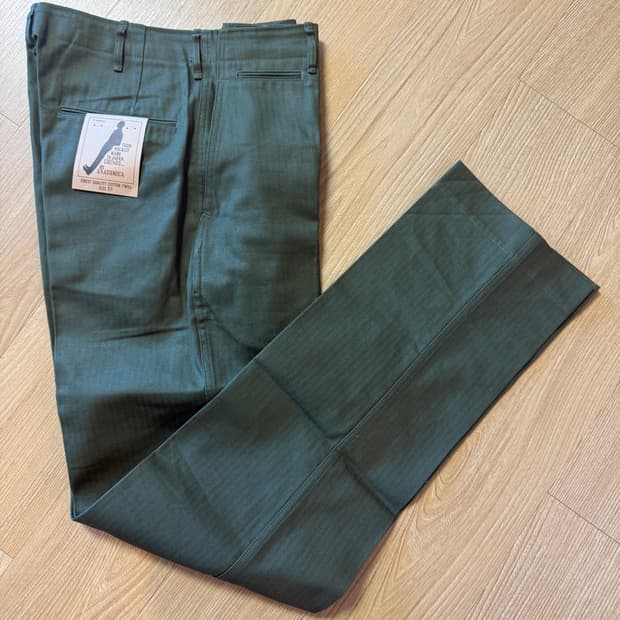 아나토미카 치노2 hbt 33 새상품 팝니다