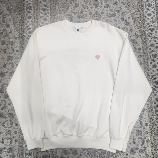 BTS 굿즈 하트 자수 맨투맨 XL (77까지가능)