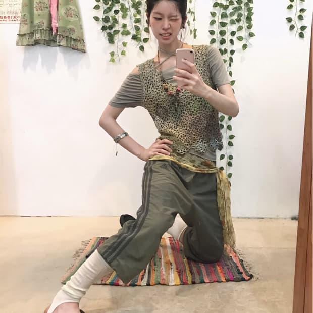 아디다스 카키 7부 카프리 팬츠 그런지 핀터 코디 세트