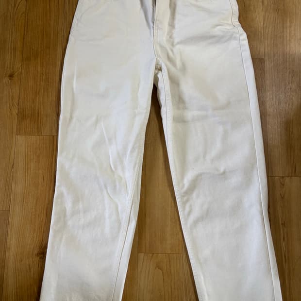 Eql essential 화이트 데님팬츠