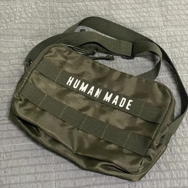 휴먼메이드 밀리터리 파우치 올리브