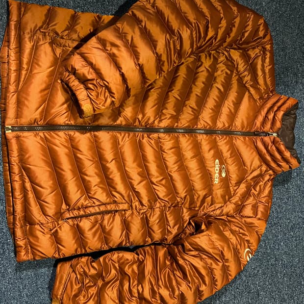 아이더 경량패딩