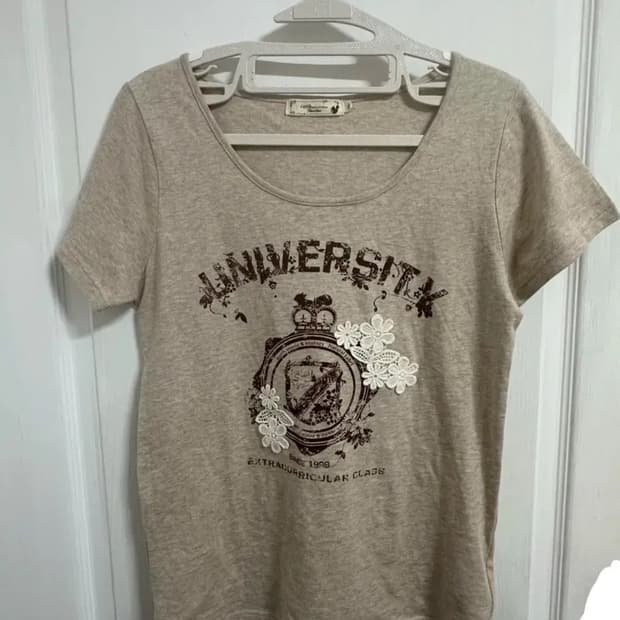 어스뮤직 모리걸 반팔티