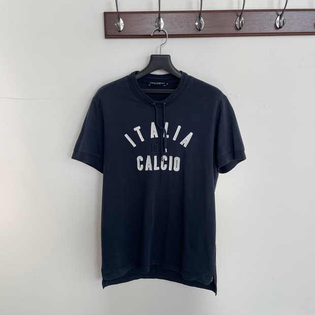 돌체앤가바나 52/공용L-XL 딥네이비 라운드 스트링 디테일 반팔 티셔츠