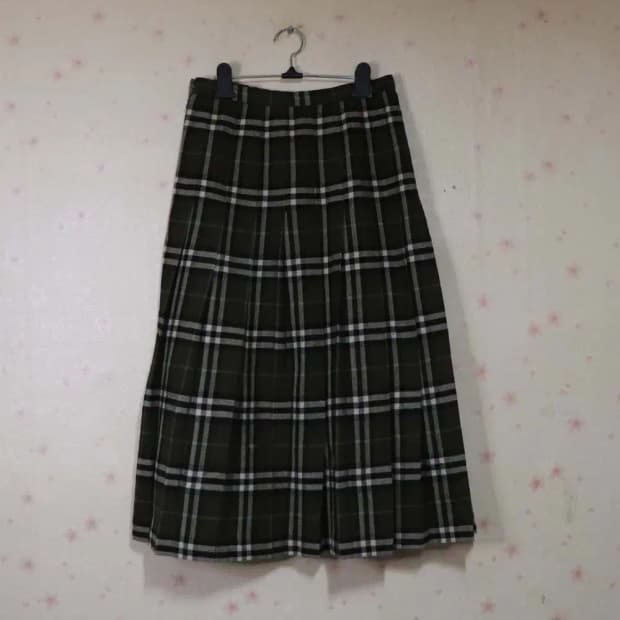 버버리 여성26정도 롱치마 구제렐라so292