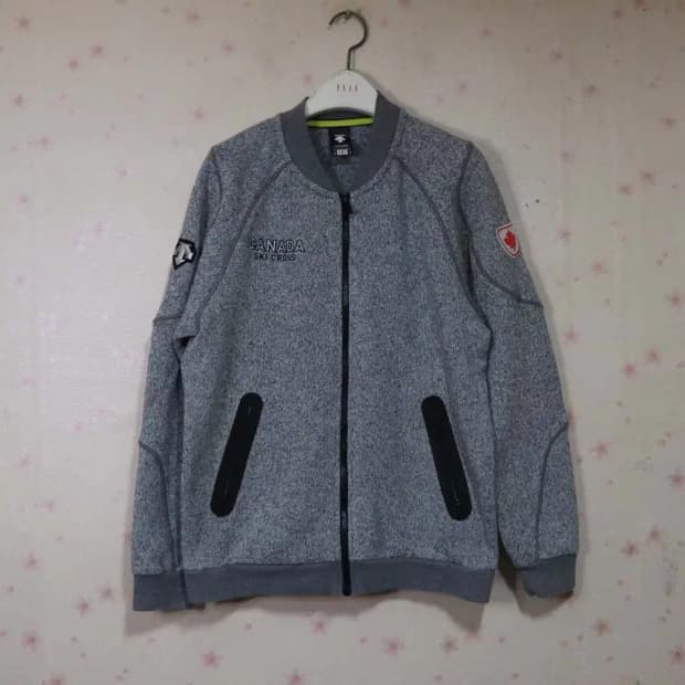 데상트 남성100 기모점퍼 구제렐라so319