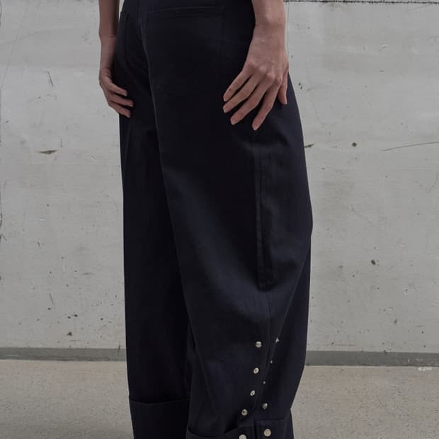LCDC SIDE SNAP WIDE TROUSERS 스냅 팬츠 네이비
