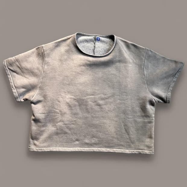 (새상품)이지갭 요크티 그레이 XS