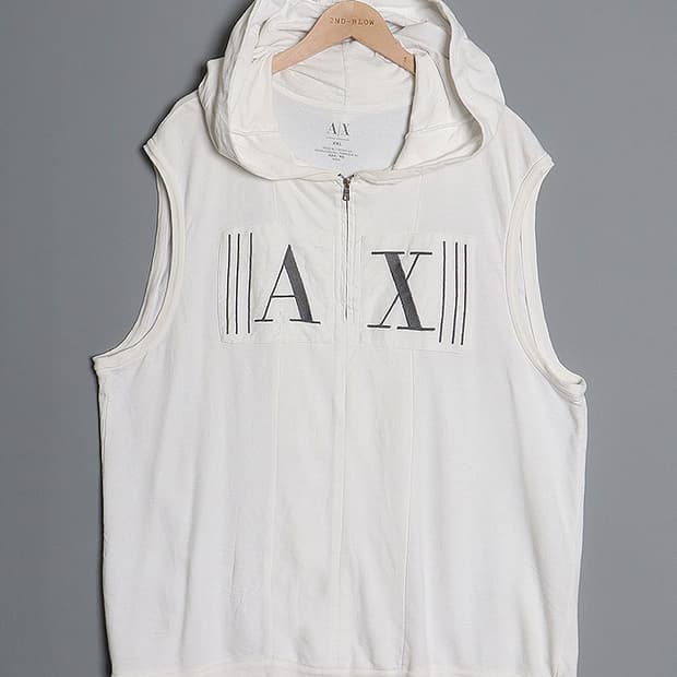 ARMANI EXCHANGE Sleeveless Hooded Vest
