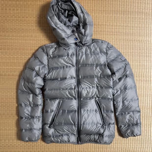 아르마니 경량패딩