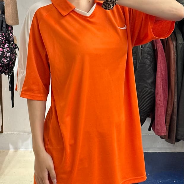 Nike 나이키 스우시 오렌지 반팔 카라티