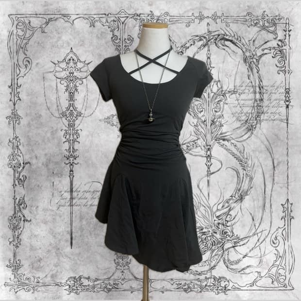 일리고 illigo 사선 원피스