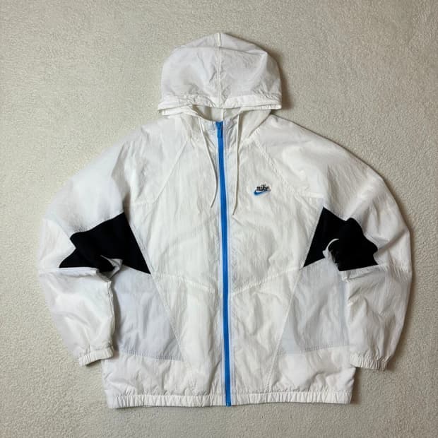 나이키 헤리티지 오버핏 윈드러너 바람막이 자켓 PN6733