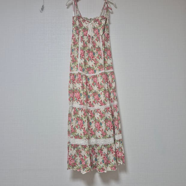 리즈리사 히메갸루 롱원피스  오프화이트 