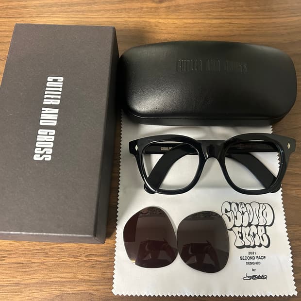 커틀러앤그로스 1232 안경 팝니다