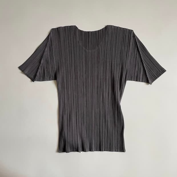 이세이미야케 플리츠플리즈 탑