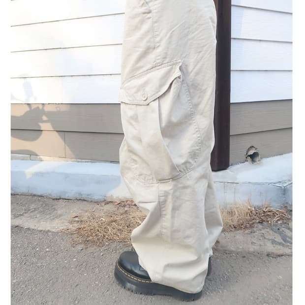 beams cargo pants, 아이보리/블랙 아워캐비넷 M