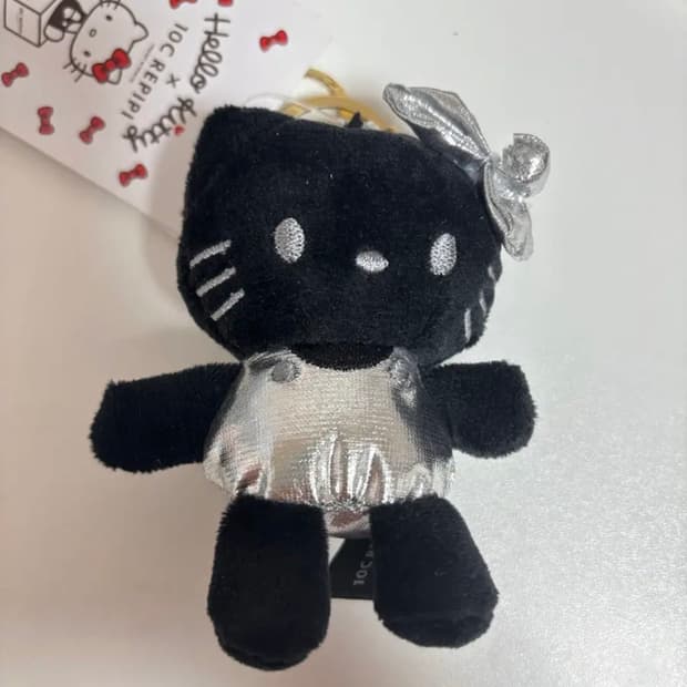 10C REPIPI x hellokitty 블랙 헬로키티 키링