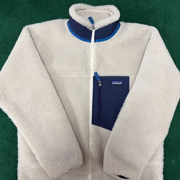 새상품급 L) 파타고니아 레트로x 네추럴