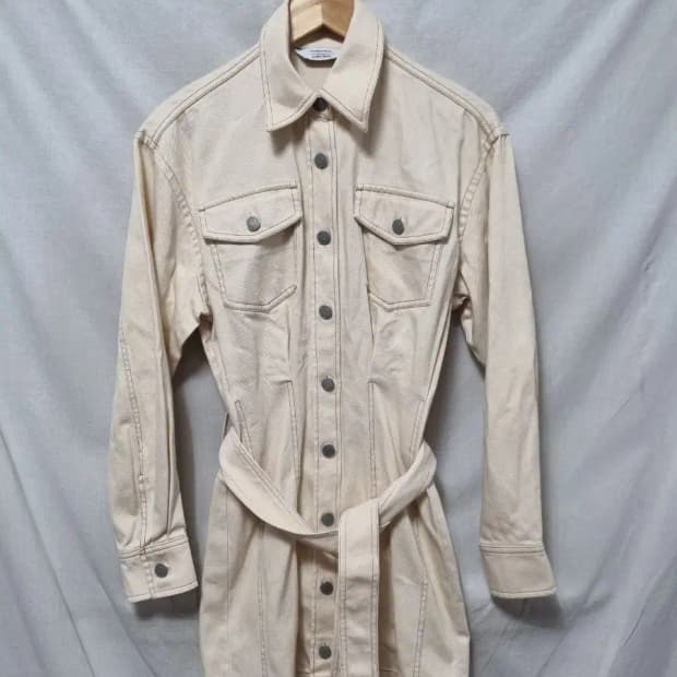 앤아더스토리즈 셔츠형 벨트 미니 원피스 85