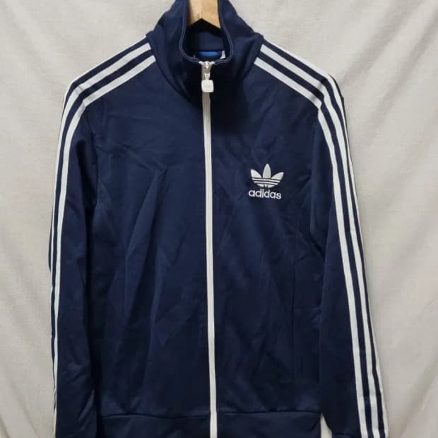 아디다스 유로파 트랙탑 105