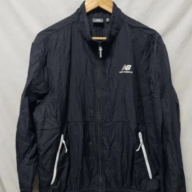 뉴발란스 러닝 바람막이 M