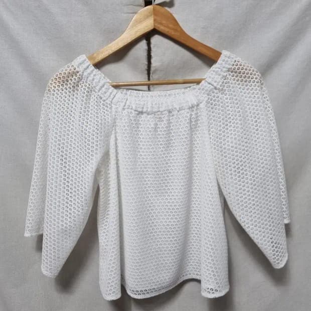 마쥬 펀칭 블라우스 90