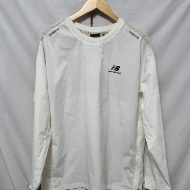 뉴발란스 바람막이 티셔츠 상의 105