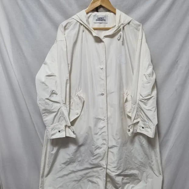 럭키슈에뜨 롱 후드 바람막이 코트 F